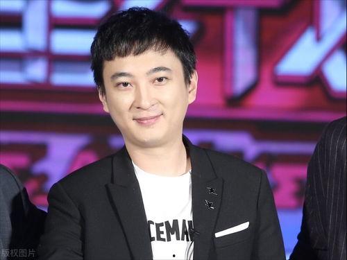 曝光黑料吃瓜曝光,曝光黑料背后的真相与吃瓜狂欢