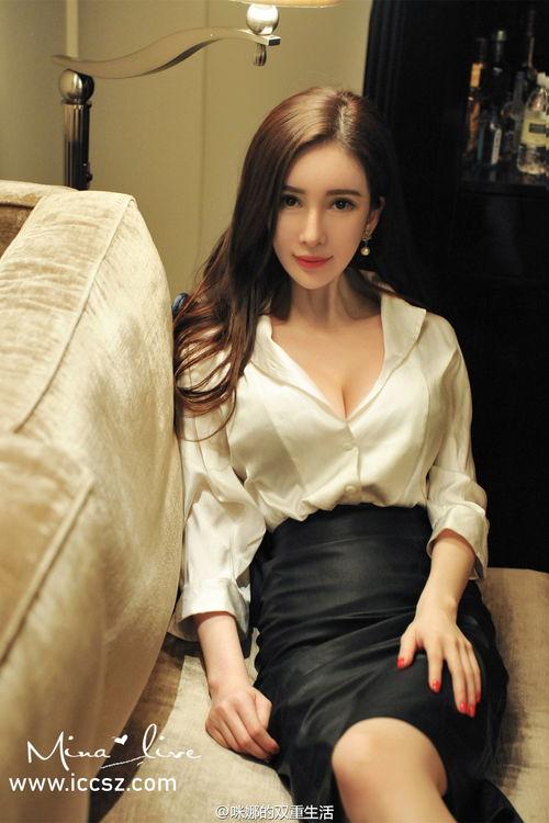 黑网爆料吃瓜是真的吗还是假的,吃瓜真相揭秘，是真是假一探究竟
