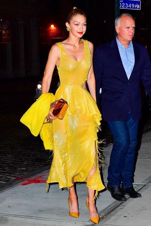 明星网红推荐束身衣,束身衣塑形神器，打造完美身材的秘密武器！